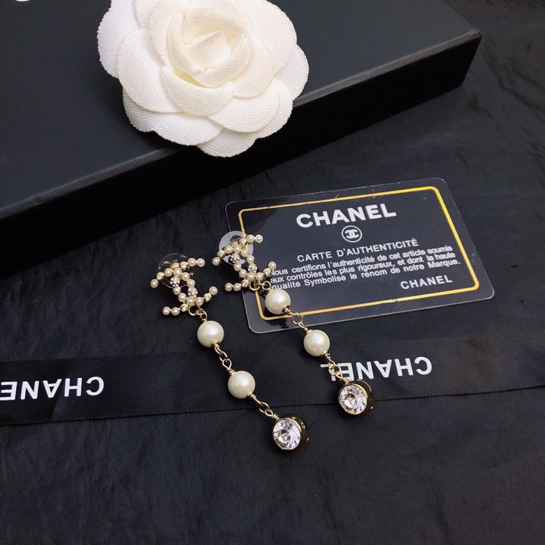 Ch**el earrings